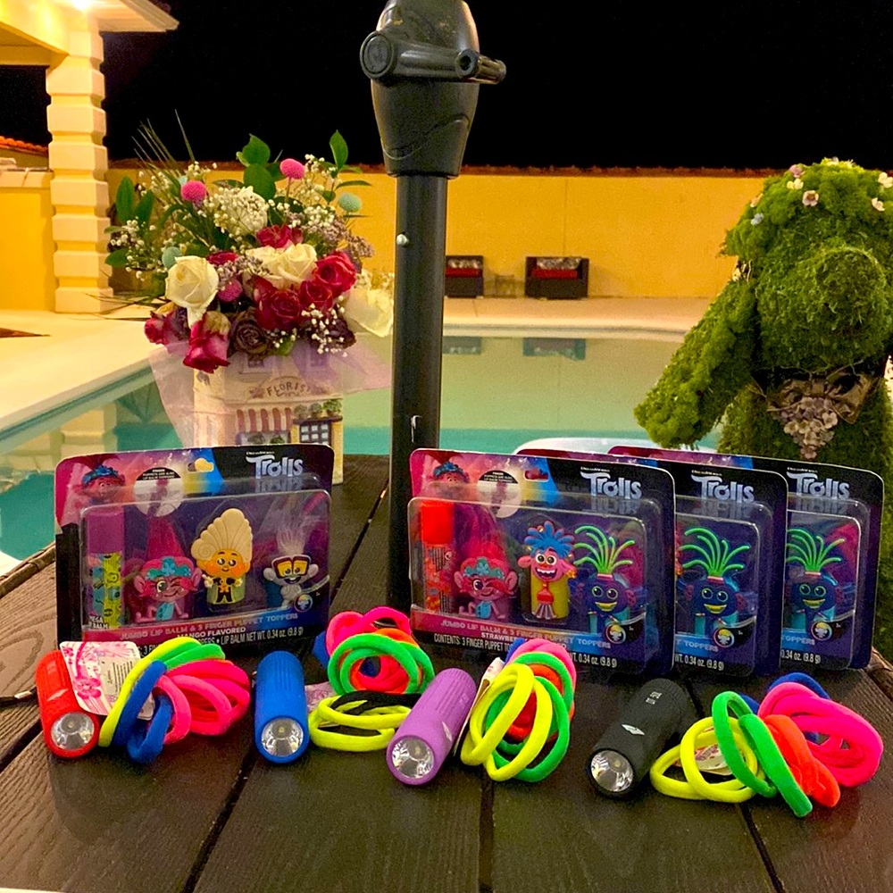 Trolls set